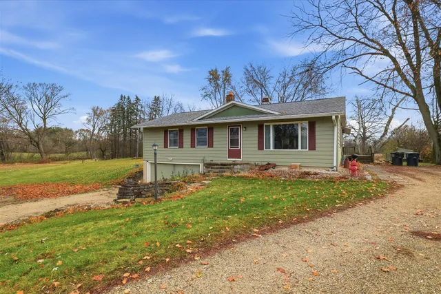 $374,900 | N8838 County Road East, East Troy, WI 53120