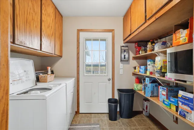 $369,900 | N8838 County Road East, East Troy, WI 53120