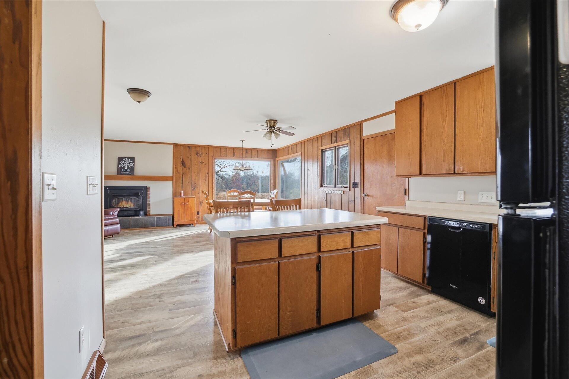 N8838 County Road East East Troy, WI 53120 - Photo 4 of 26 Kitchen