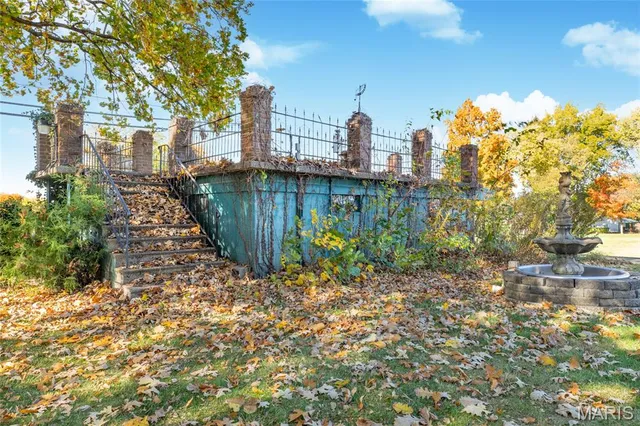 $189,900 | 109 North 4th Street, Carrollton, IL 62016