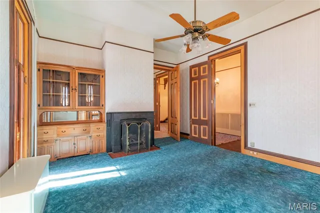 $189,900 | 109 North 4th Street, Carrollton, IL 62016