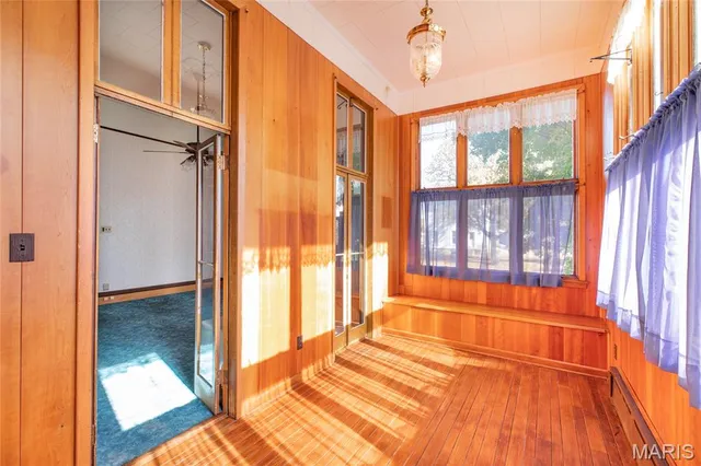 $189,900 | 109 North 4th Street, Carrollton, IL 62016