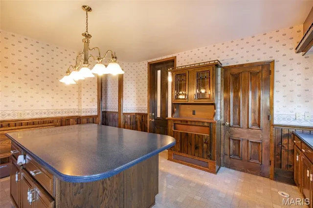 $189,900 | 109 North 4th Street, Carrollton, IL 62016