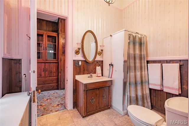 $189,900 | 109 North 4th Street, Carrollton, IL 62016