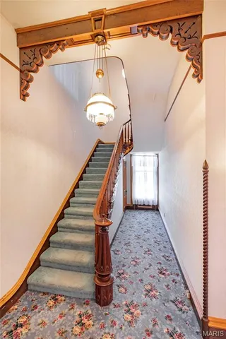 $189,900 | 109 North 4th Street, Carrollton, IL 62016