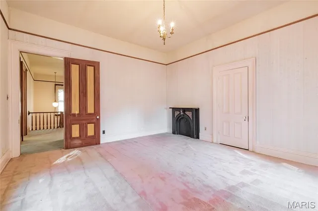 $189,900 | 109 North 4th Street, Carrollton, IL 62016