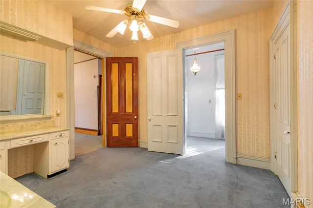 $189,900 | 109 North 4th Street, Carrollton, IL 62016