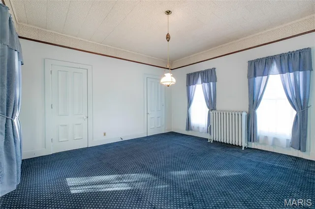 $189,900 | 109 North 4th Street, Carrollton, IL 62016