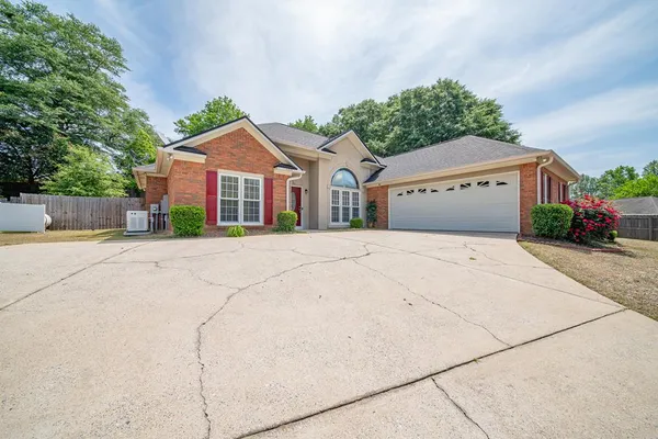 $315,000 | 3306 Hummingbird Court, Phenix City, AL 36867