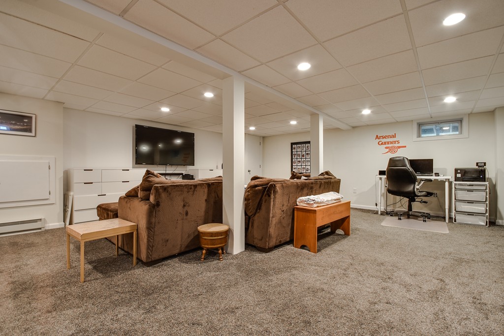 205 Salem End Road Framingham, MA 01702 - Photo 17 of 21 Gallery Image 17