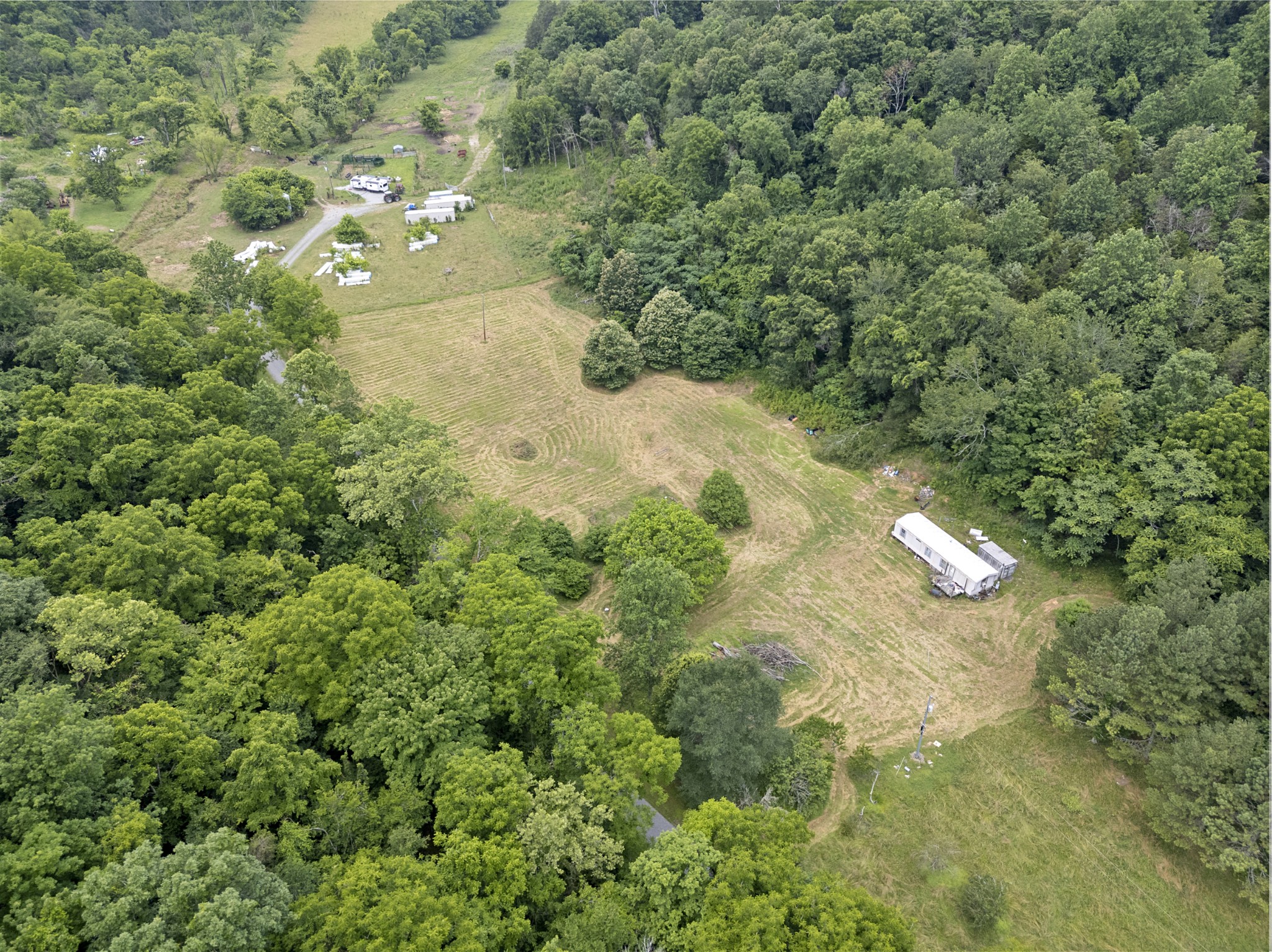 55 Thompson Hollow Road Taft, TN 38488 - Photo 9 of 13