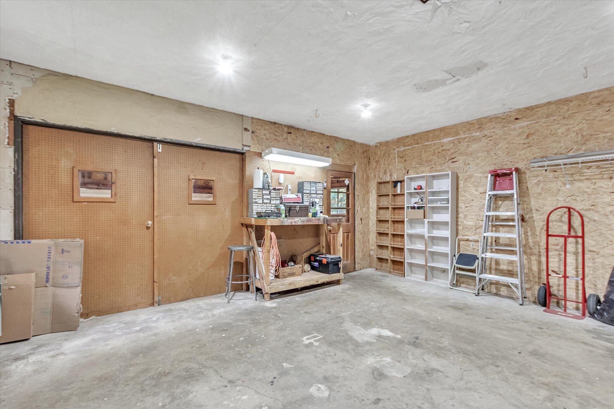 1100 North Kellogg Road Howell, MI 48843 - Photo 45 of 50 Main Level Workshop