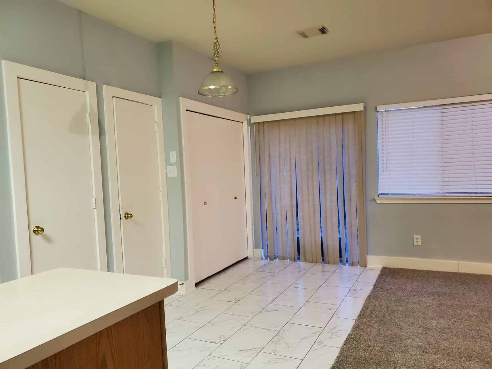 5722 Sonoma Ridge Missouri City, TX 77459 - Photo 5 of 12 a view of a room with a flat screen tv