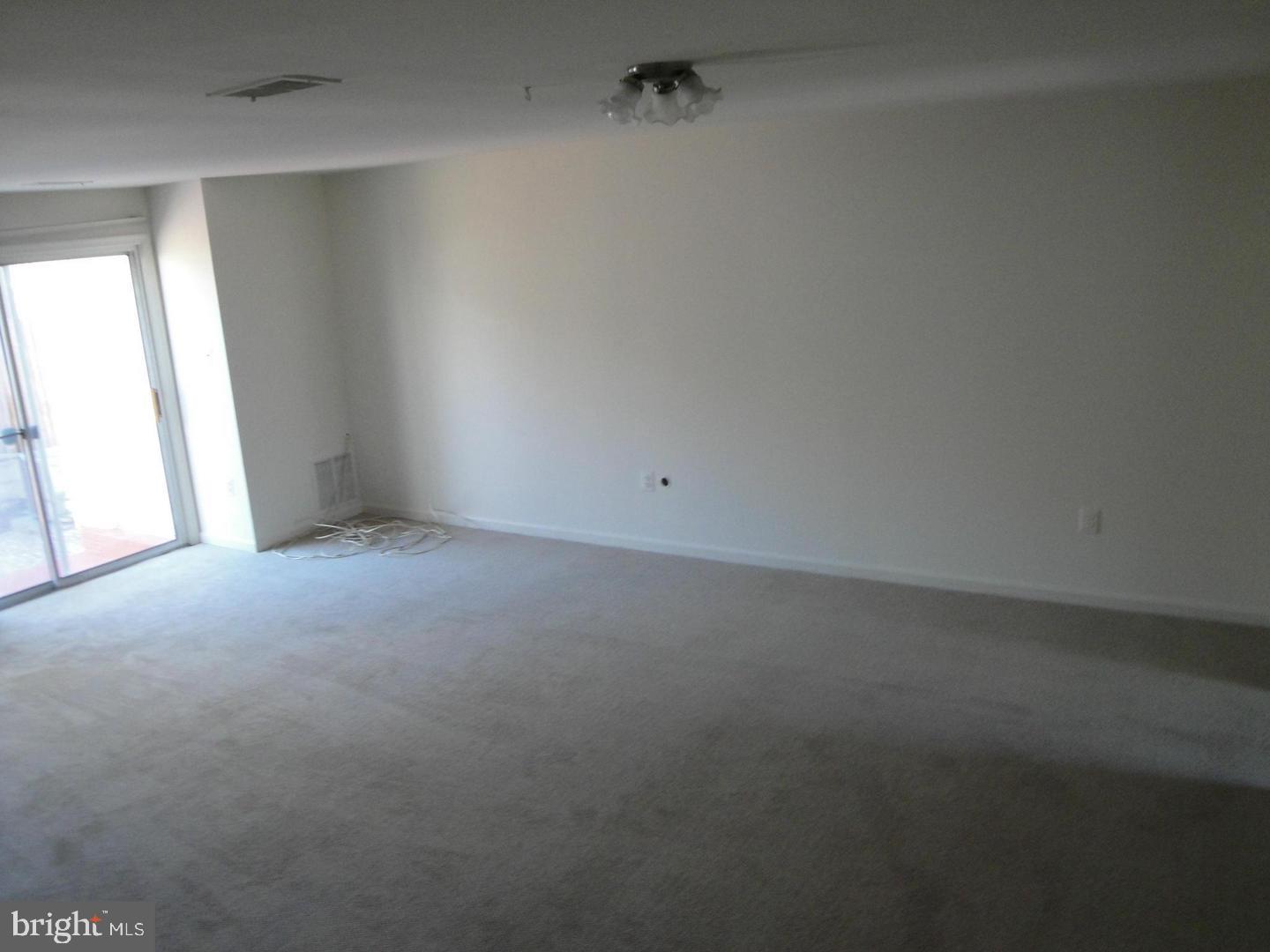 8029 Edinburgh Drive Springfield, VA 22153 - Photo 19 of 24