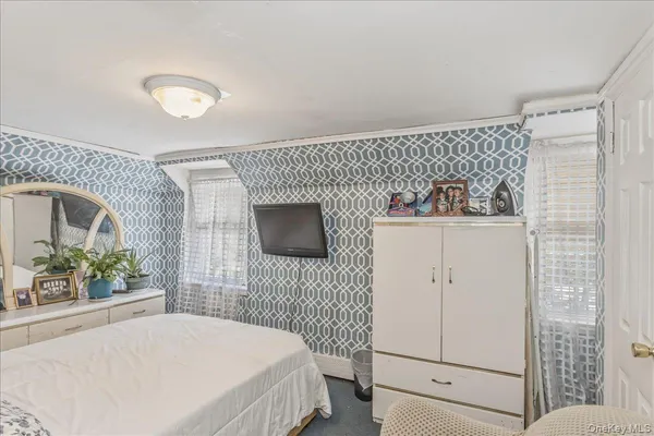 $849,000 | 12 Stone Boulevard, Massapequa, NY 11758