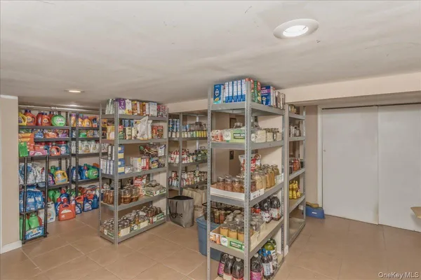 $849,000 | 12 Stone Boulevard, Massapequa, NY 11758