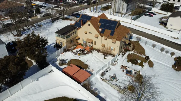 $849,000 | 12 Stone Boulevard, Massapequa, NY 11758