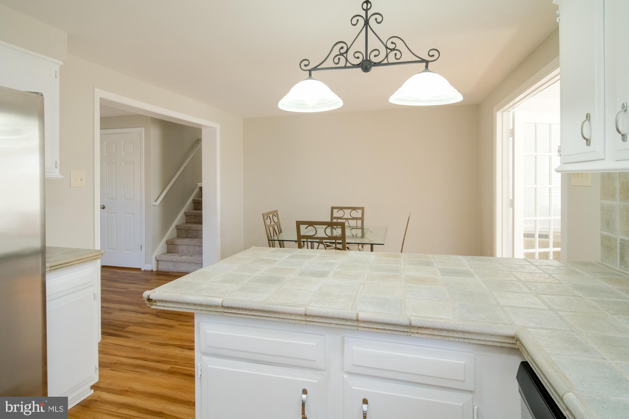 8807 Redman Street Springfield, VA 22153 - Photo 9 of 25 Gallery Image 9