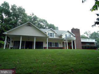 980 Shelbourne Road Reading, PA 19606 - Photo 1 of 3