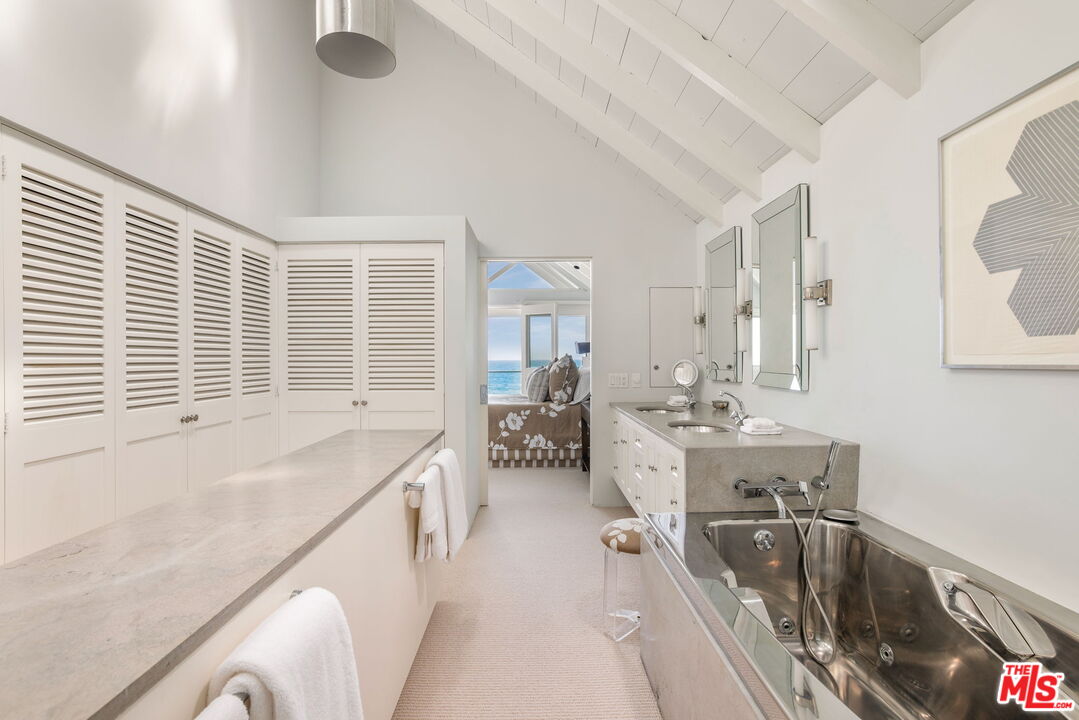 23758 Malibu Road Malibu, CA 90265 - Photo 28 of 36