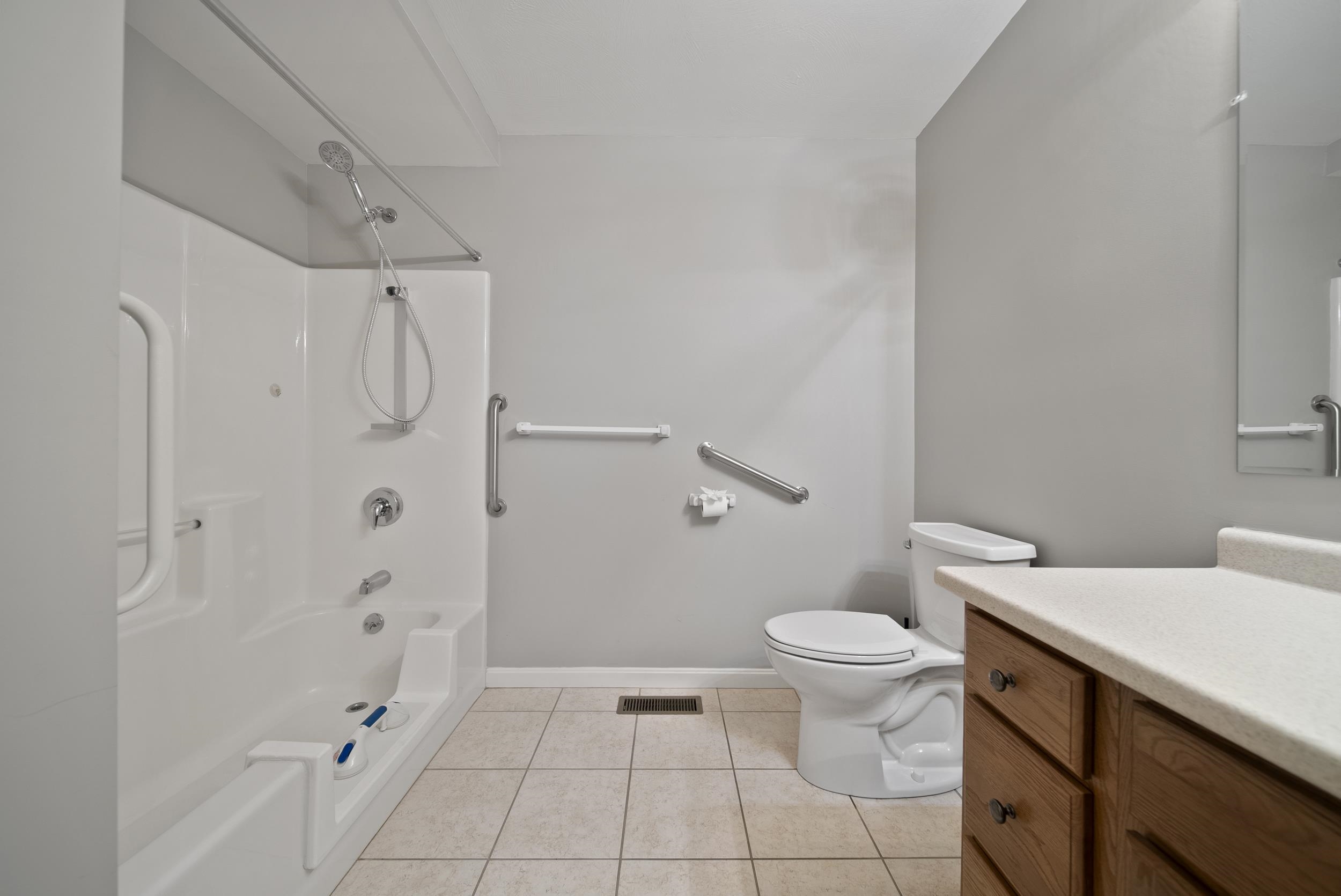 81 Pleasant Street Windham, NH 03087 - Photo 14 of 37