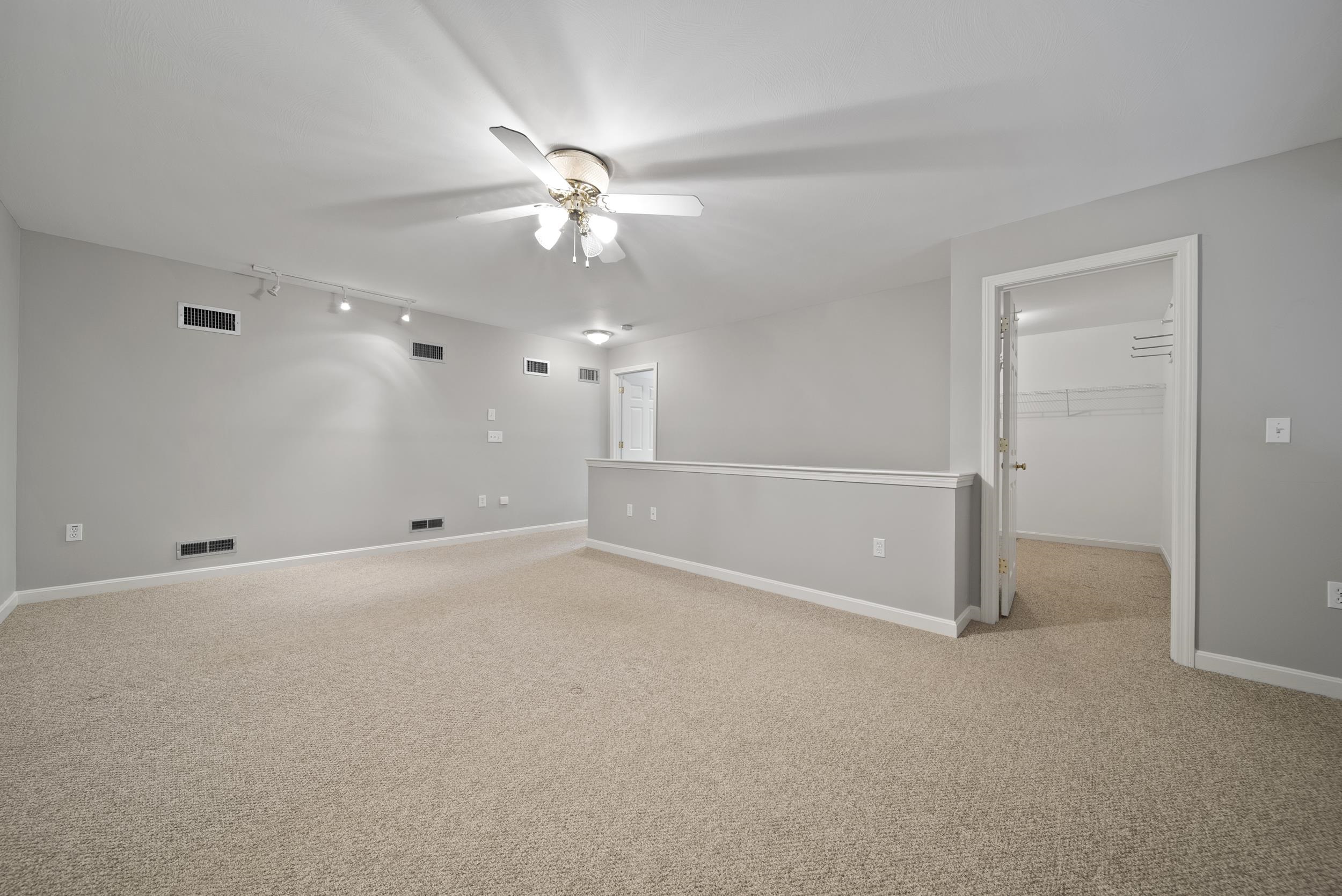 81 Pleasant Street Windham, NH 03087 - Photo 20 of 37