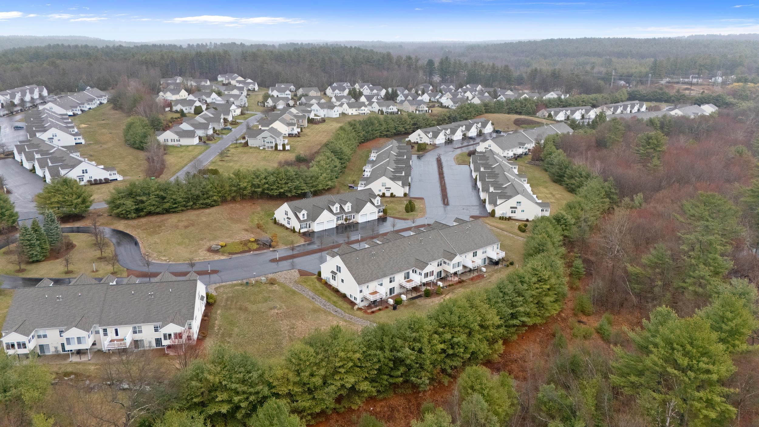 81 Pleasant Street Windham, NH 03087 - Photo 34 of 37