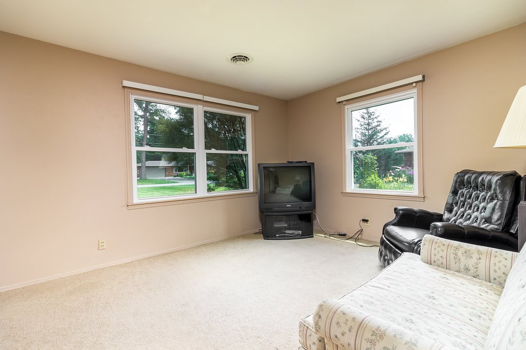 1605 North Hackberry Road Muncie, IN 47304 - Photo 9 of 15 Gallery Image 9
