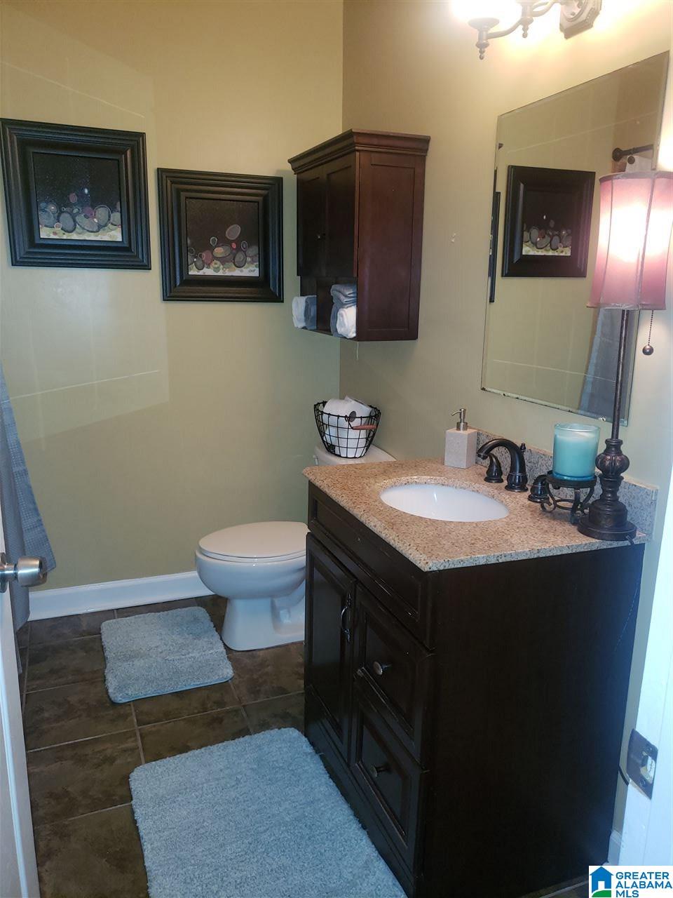 740 Center Place Southwest Birmingham, AL 35211 - Photo 7 of 14