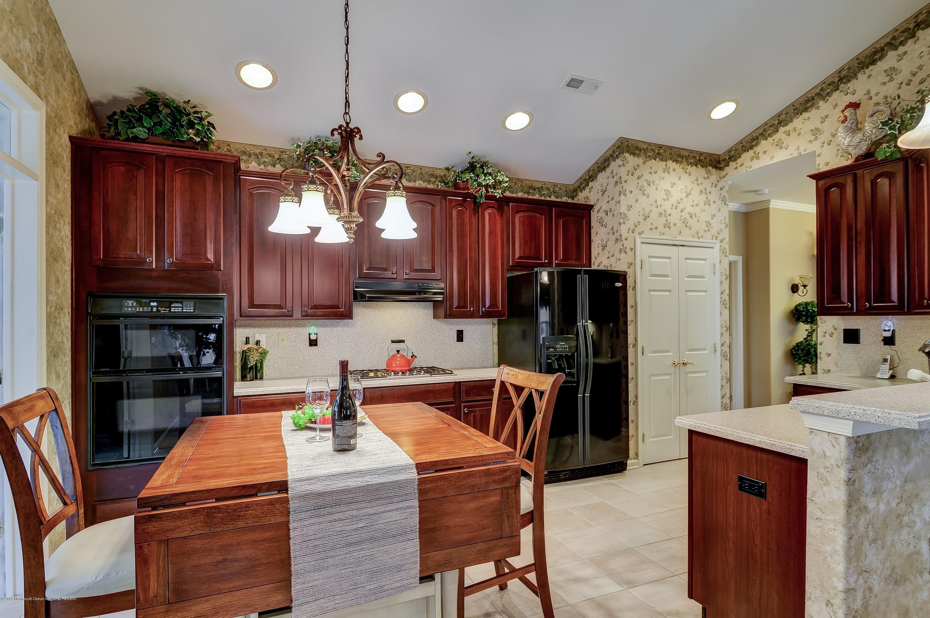 107 Eleanor Road Manchester Township, NJ 08759 - Photo 13 of 40 013_Kitchen