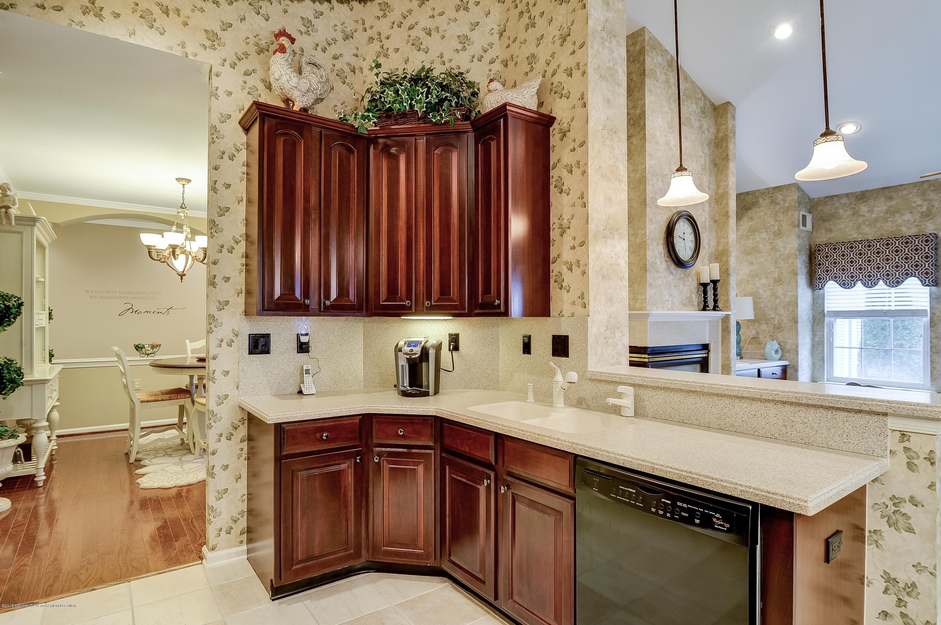 107 Eleanor Road Manchester Township, NJ 08759 - Photo 15 of 40 015_Kitchen