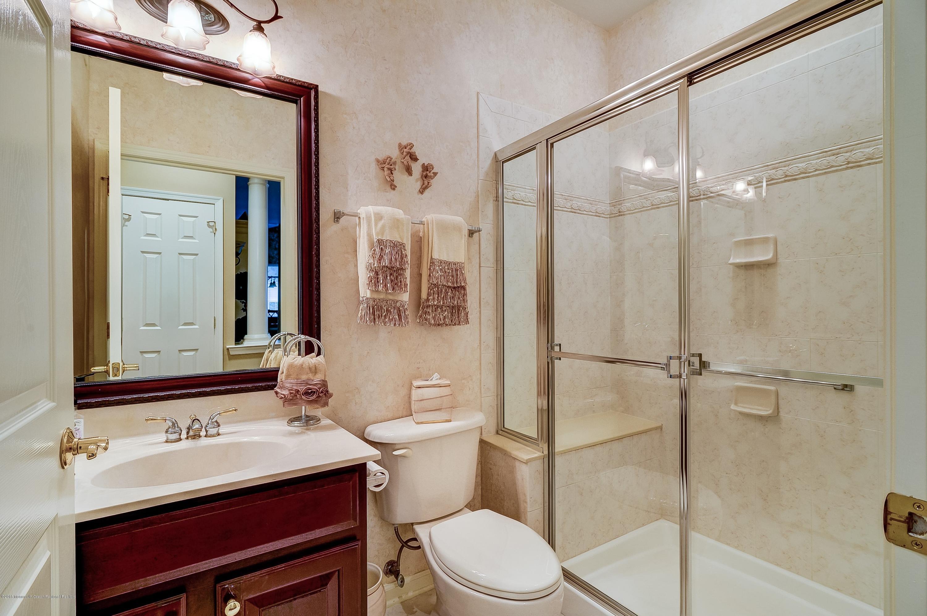 107 Eleanor Road Manchester Township, NJ 08759 - Photo 22 of 40 022_Full Bath