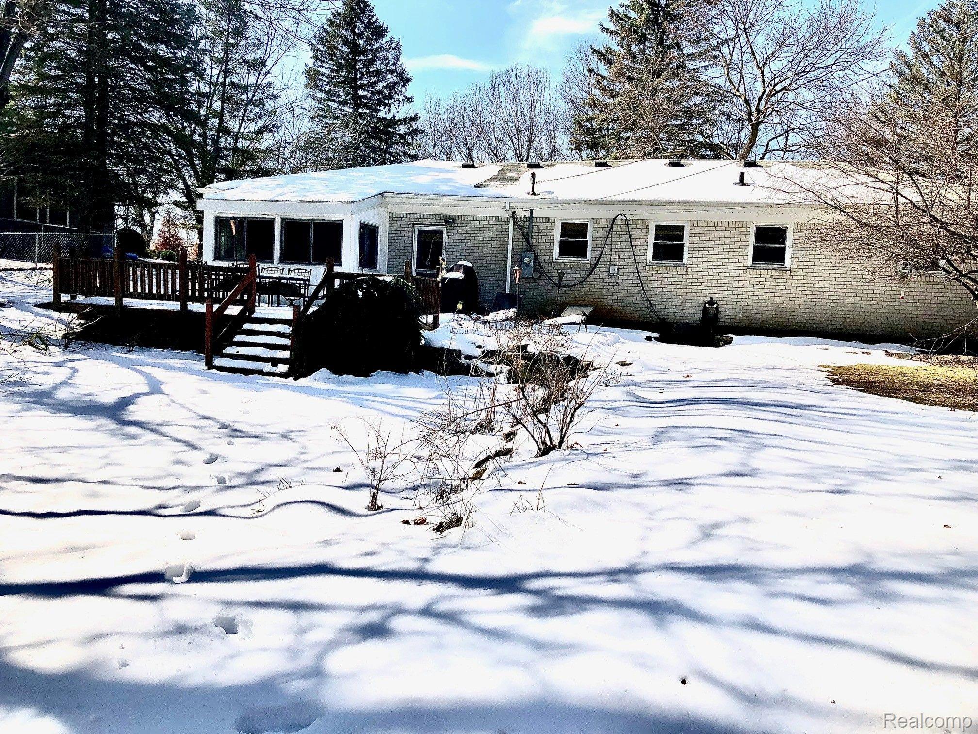 804 East Gunn Road Rochester, MI 48306 - Photo 14 of 15 Gallery Image 14