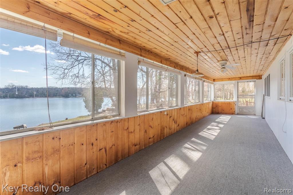 9720 Sashabaw Road Clarkston, MI 48348 - Photo 3 of 40