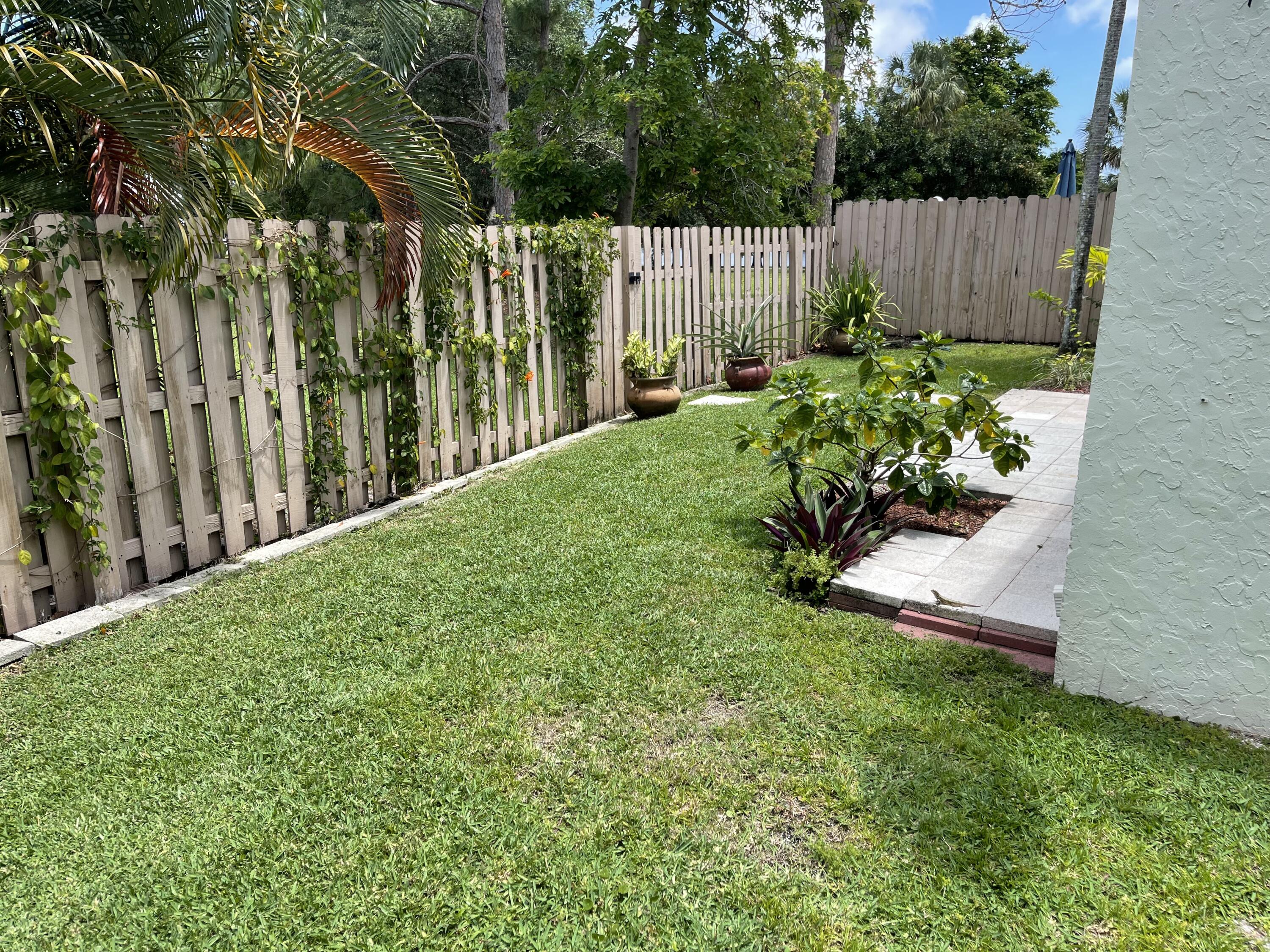 21770 Contado Road Boca Raton, FL 33433 - Photo 8 of 12 Backyard-looking N/NE