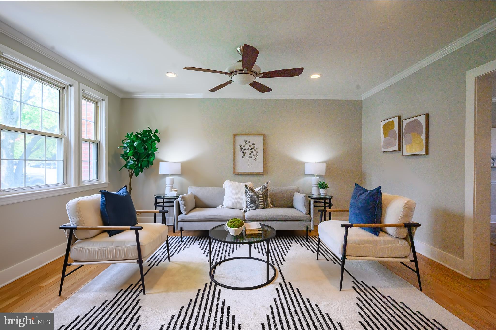 353 Greenlow Road Catonsville, MD 21228 - Photo 3 of 22