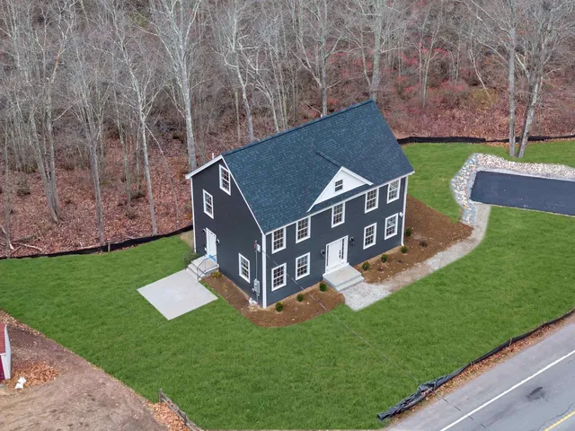 $729,900 | 335 Raymond Road, Chester, NH 03036