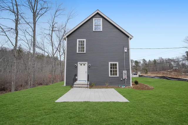 $729,900 | 335 Raymond Road, Chester, NH 03036