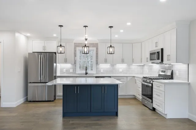 $729,900 | 335 Raymond Road, Chester, NH 03036