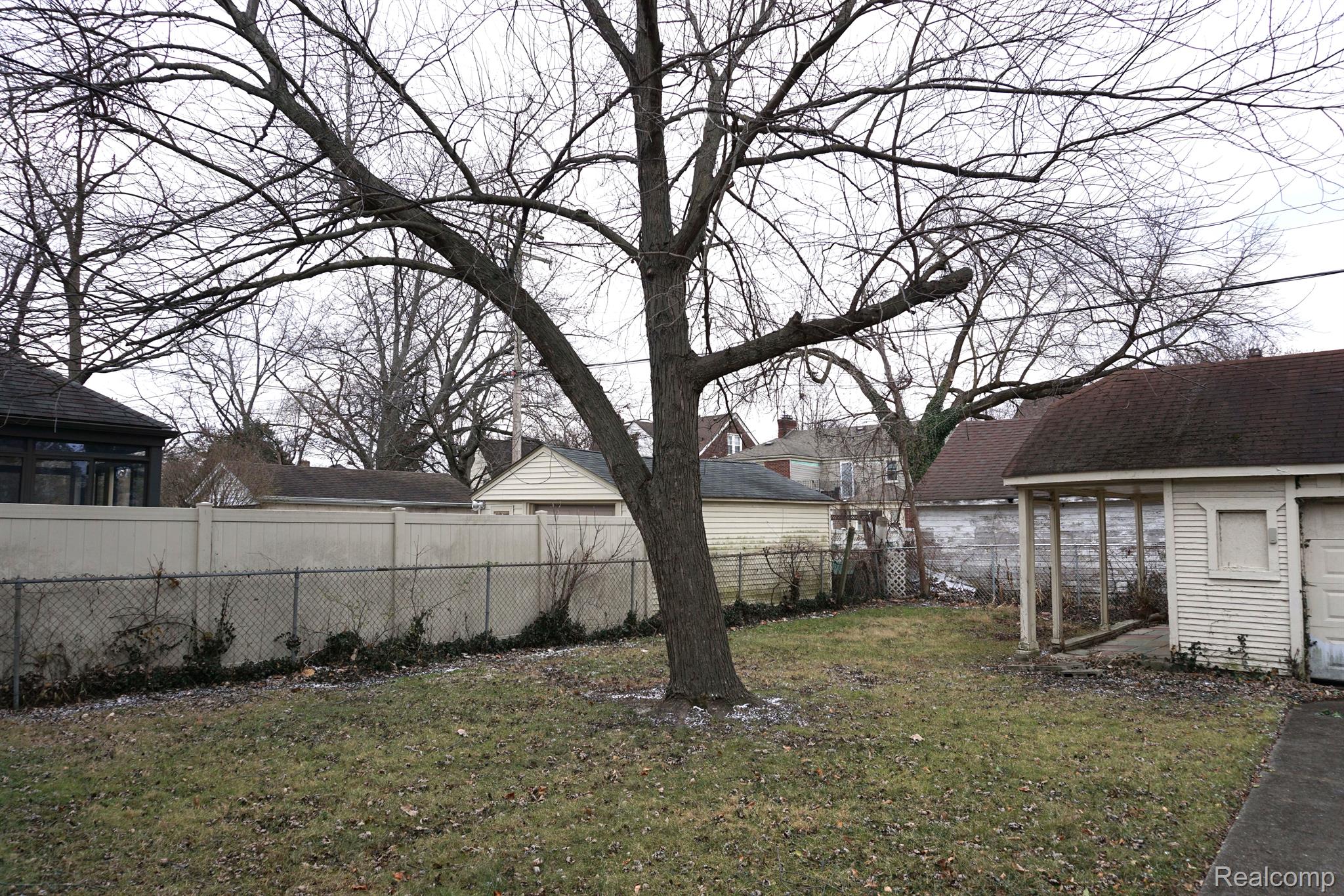 16757 Sunderland Road Detroit, MI 48219 - Photo 15 of 16 Gallery Image 15