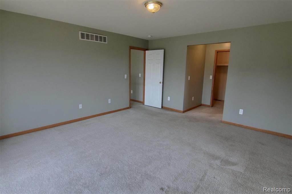 29158 Rachid Lane Chesterfield, MI 48047 - Photo 18 of 37