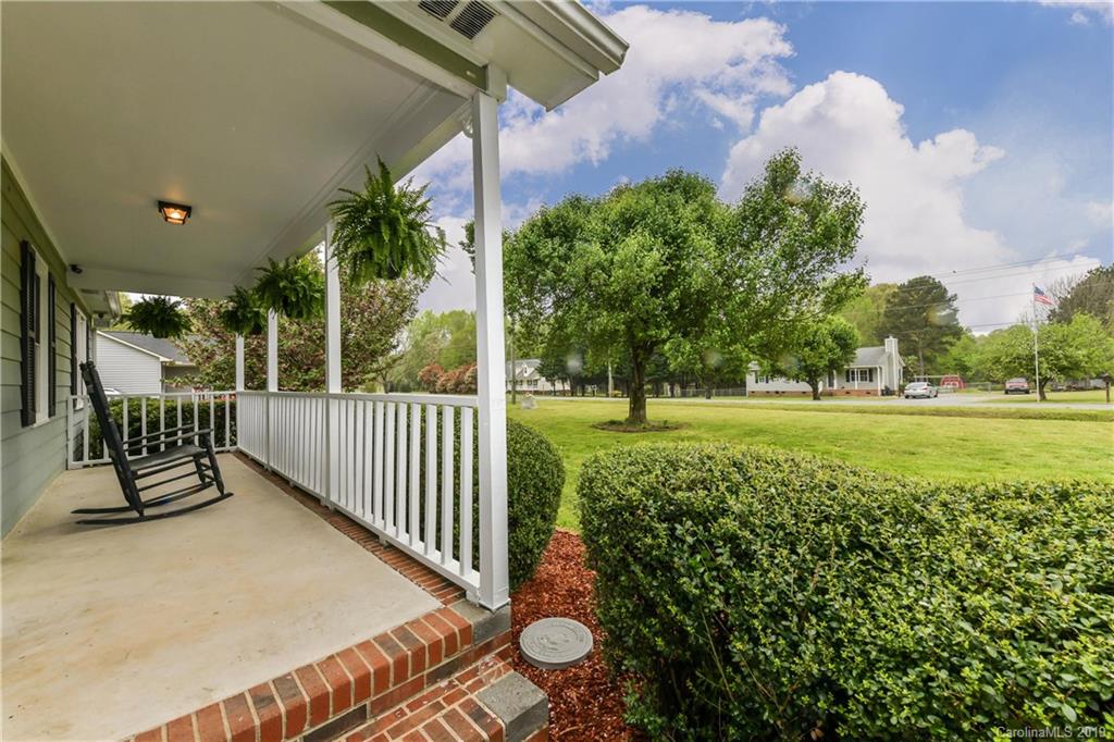 230 East Old Limestone Road York, SC 29745 - Photo 2 of 25 Gallery Image 2