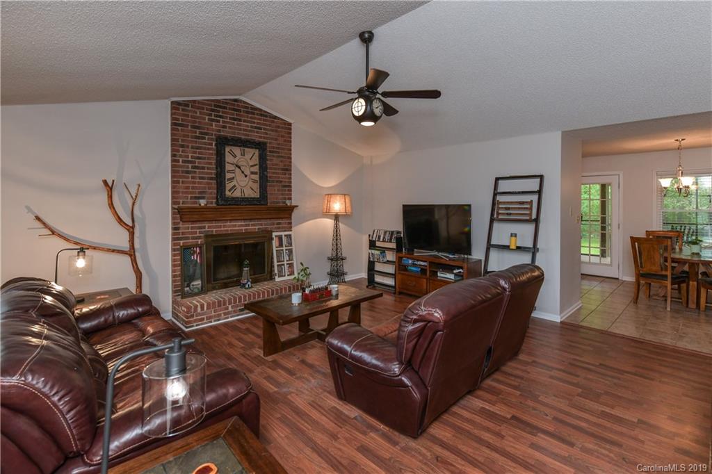 230 East Old Limestone Road York, SC 29745 - Photo 5 of 25 Gallery Image 5