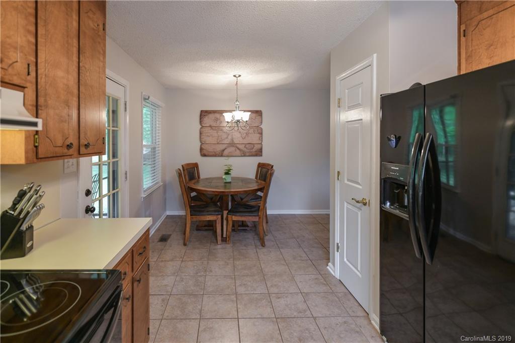 230 East Old Limestone Road York, SC 29745 - Photo 10 of 25 Gallery Image 10