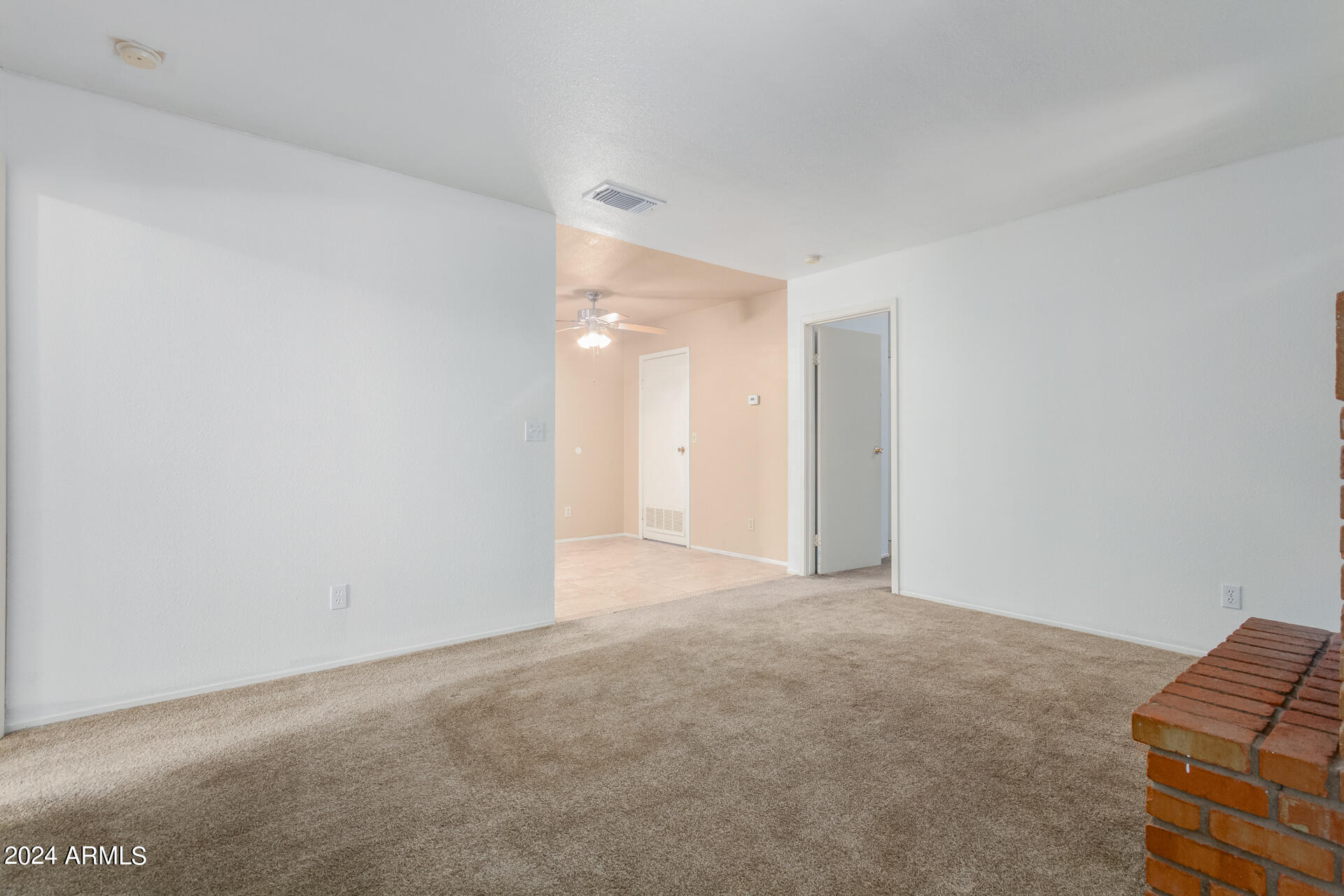 3511 East Baseline Road, Unit 1181 Phoenix, AZ 85042 - Photo 5 of 27 0002-02 - Baseline