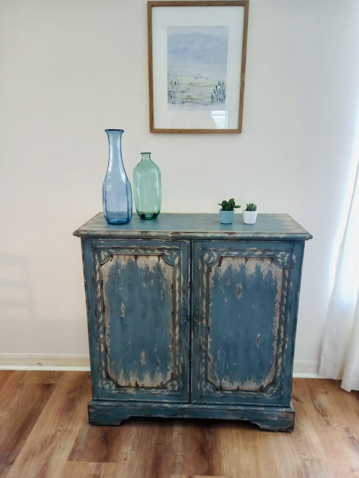 80 Crooked Tree Lane, Unit 106 Vero Beach, FL 32962 - Photo 12 of 47 a view of fireplace with wooden floor