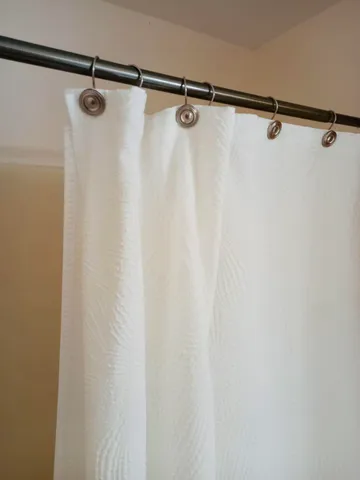 a view of a shower