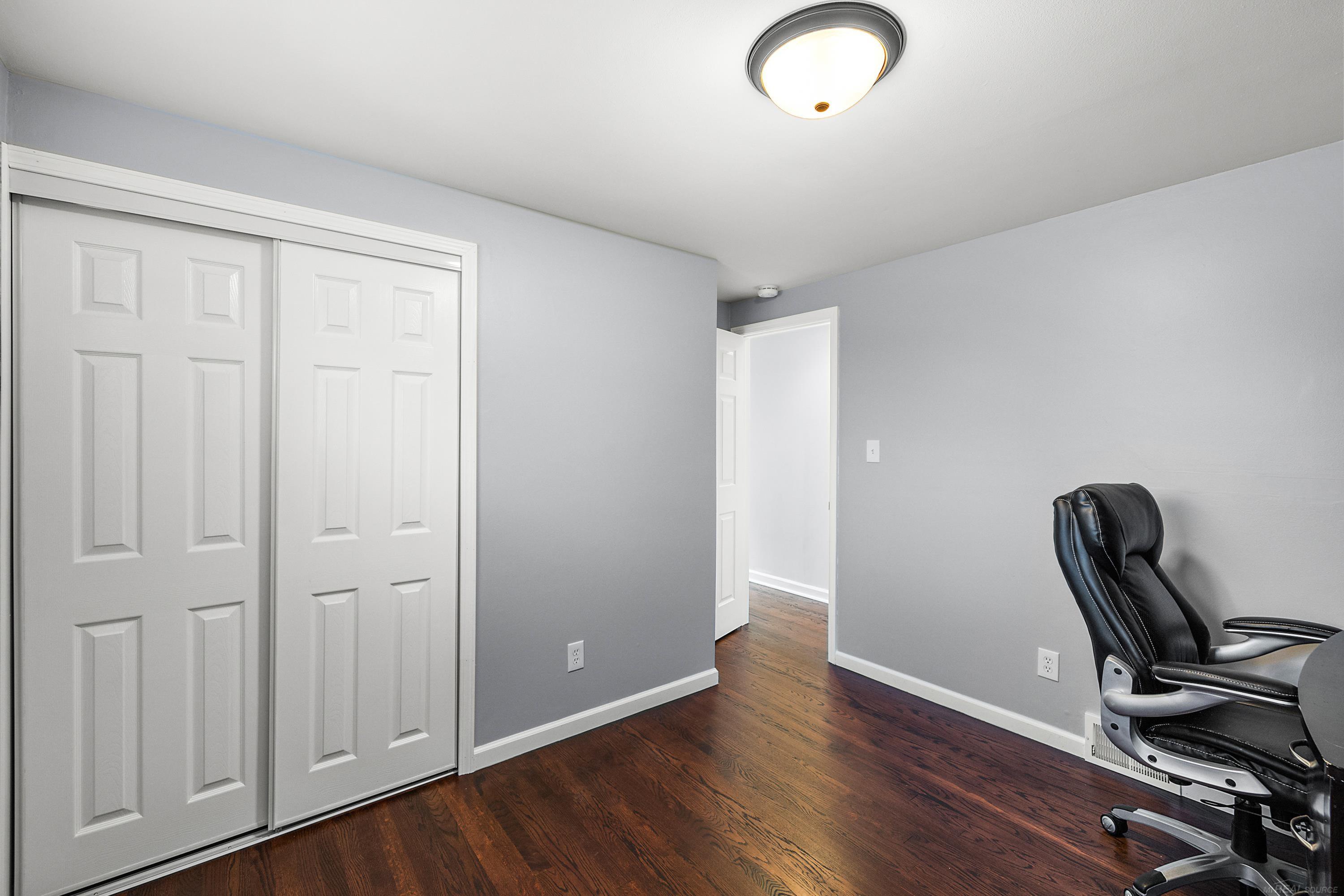38276 Tottenham Road Sterling Heights, MI 48312 - Photo 29 of 44