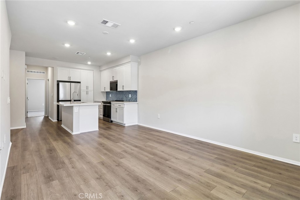 567 Toledo Way Oceanside, CA 92057 - Photo 14 of 50