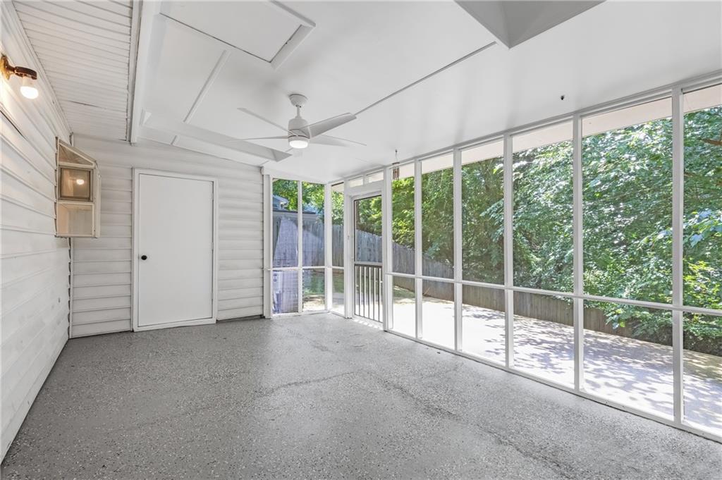 725 Anderson Walk Marietta, GA 30062 - Photo 19 of 28